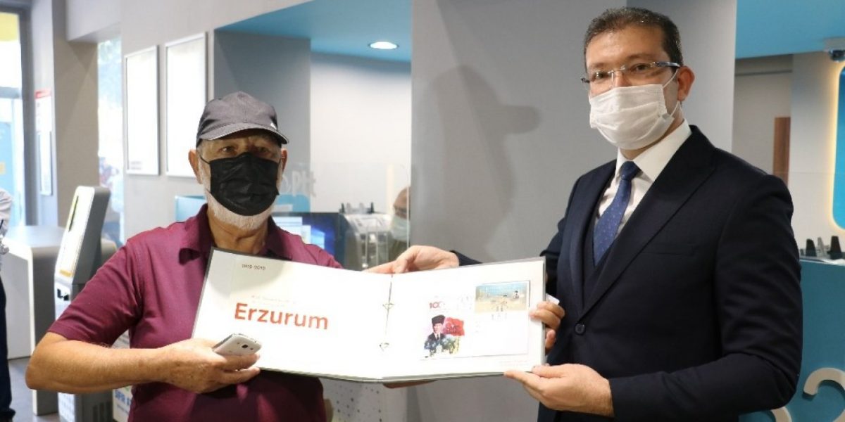 180. müşteriye pul ve zarf albümü hediye edildi