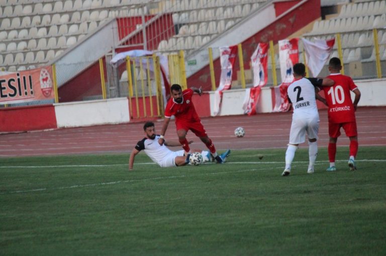 Kahramanmaraşspor ilk galibiyetini aldı.