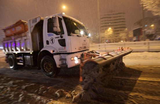 Kahramanmaraş’ta son 20 yılın rekor kar yağışı!