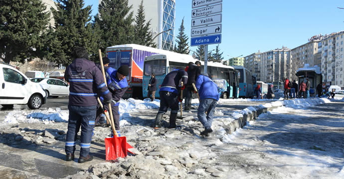 Büyükşehir Belediyesi temizlik çalışmalarını sürdürüyor!