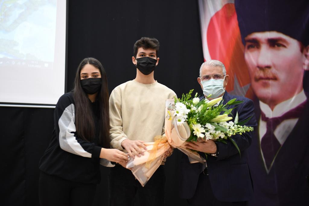 Başkan Mahçiçek, lise öğrencileriyle buluştu!