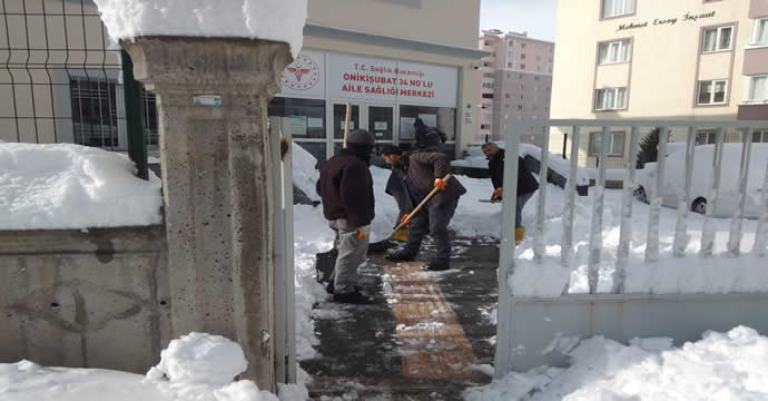 Onikişubat Belediyesi ekipleri çalışmalarını sürdürüyor