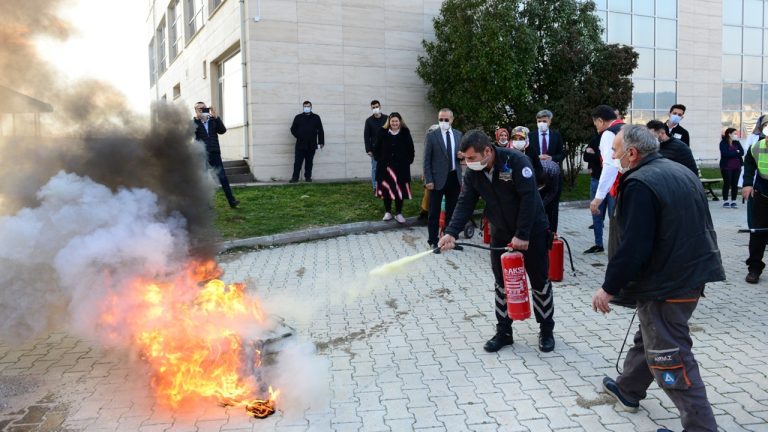 KSÜ’de yangın tatbikatı gerçekleştirildi!