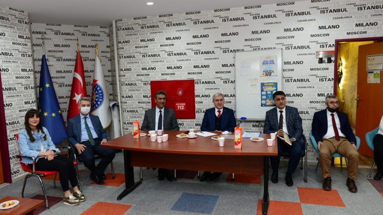 KSÜ Rekötrü Can öğrencilerle bir araya geldi!