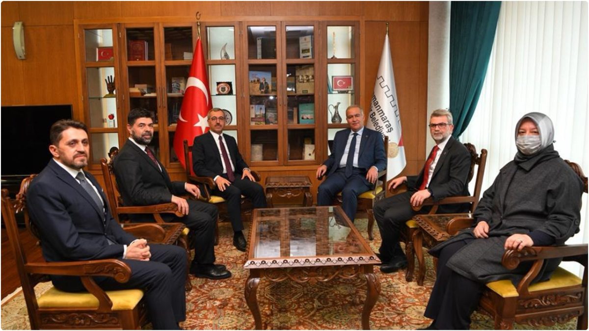 Ergüneş, Büyükşehir Belediyesi’ni ziyaret etti!