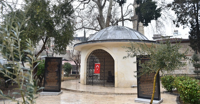 Sütçü İmam Türbesi tadilat çalışması yaptı!