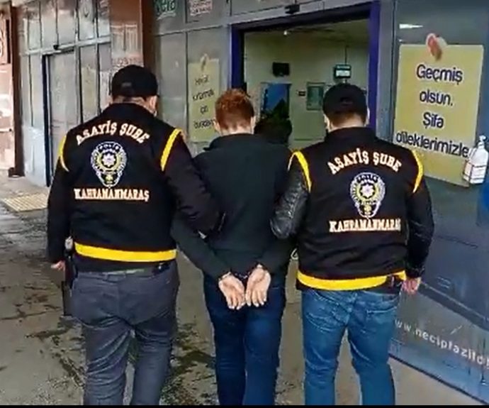 Hırsız kıskıvrak yakalandı !