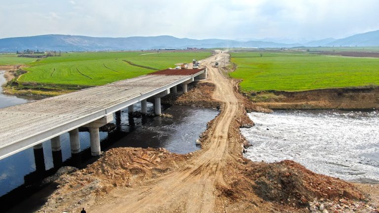 İmran Kılıç Bulvarı ve Köprüsü projesinde çalışmalar sürüyor