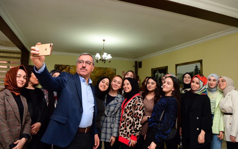 Başkan Güngör Kadın Meclis Üyeleriyle Buluştu￼