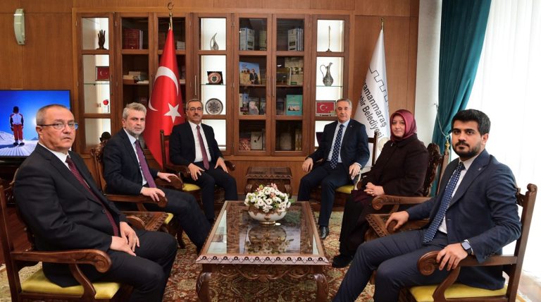 Başkan Güngör MKYK Üyesi Yanılmaz’ı makamında ağırladı