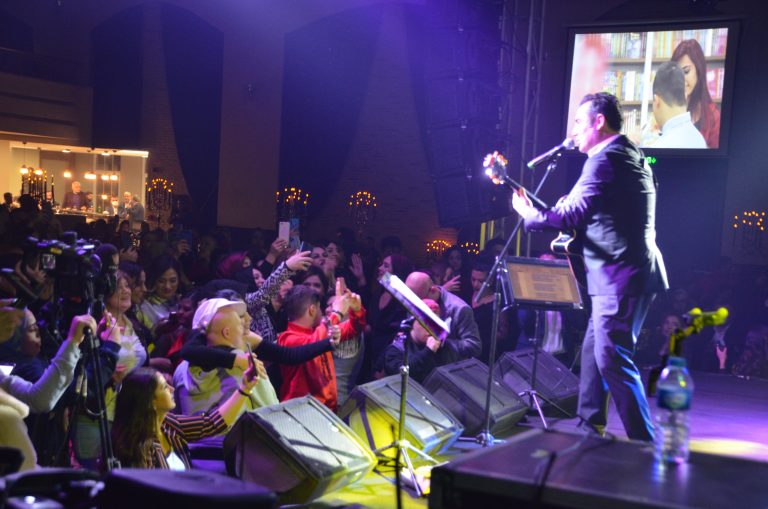 Ferhat Göçer down sendromlularla eğlenceli anlar yaşadı!