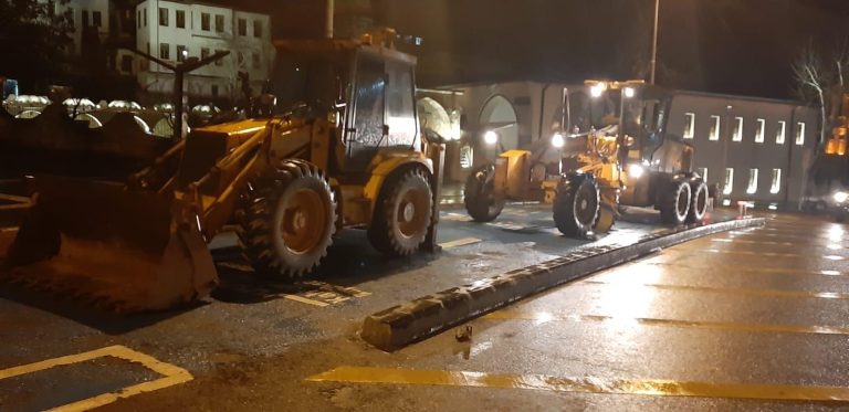 Büyükşehir Karla Mücadele Mesaisinde