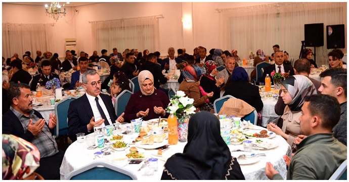 Şehit ve gazi ailelerimizin yanındayız