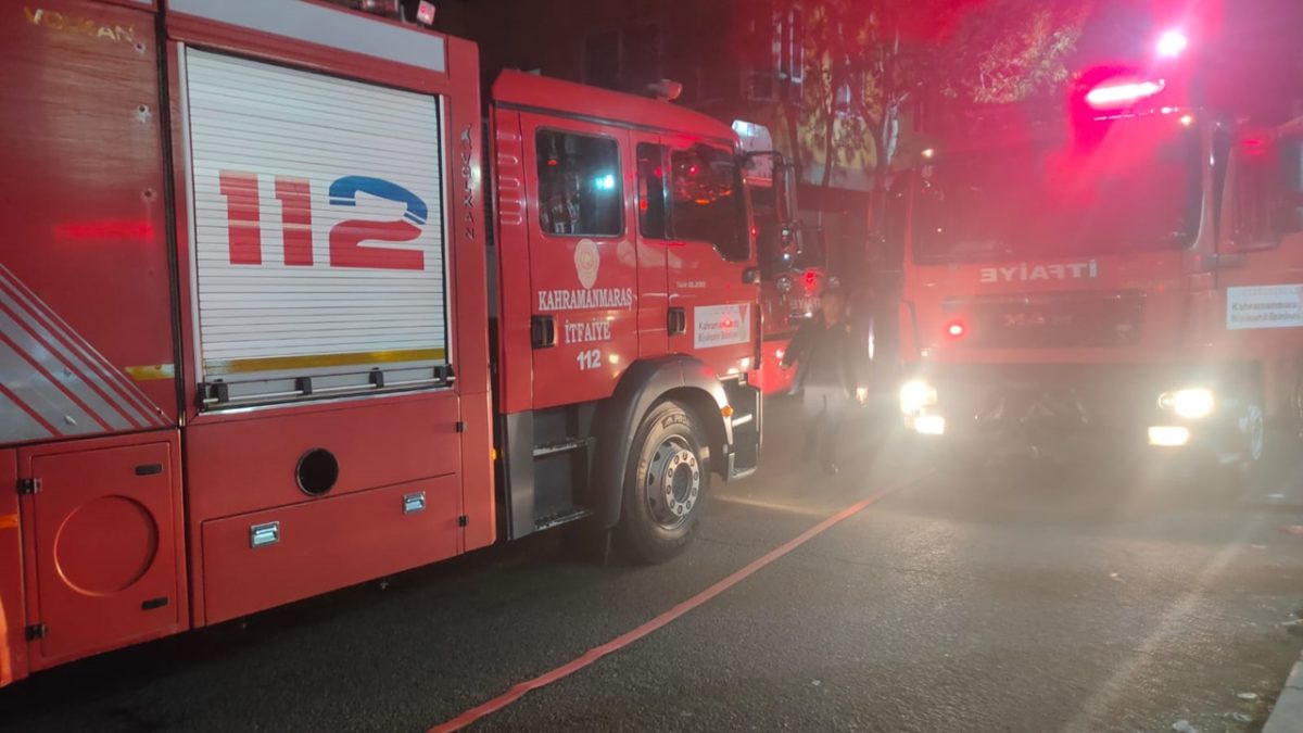 Kahramanmaraş’ta depo yangını!