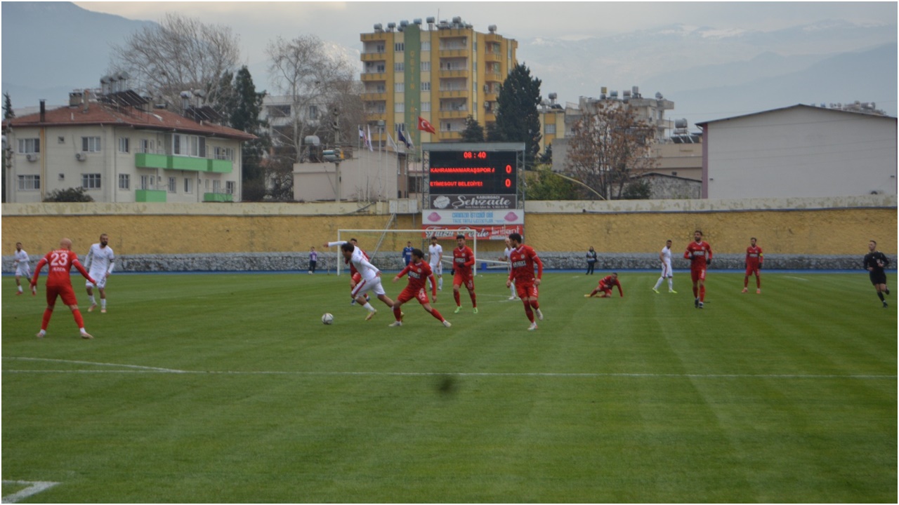 Kahramanmaraşspor ile Diyarbekirspor karşı karşıya geldi