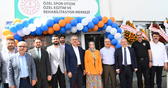 Başkan Güngör Rehabilitasyon Merkezi Açılışına Katıldı