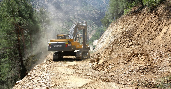Büyükşehir Yavşan Yaylası İçin Yeni Yol Açıyor