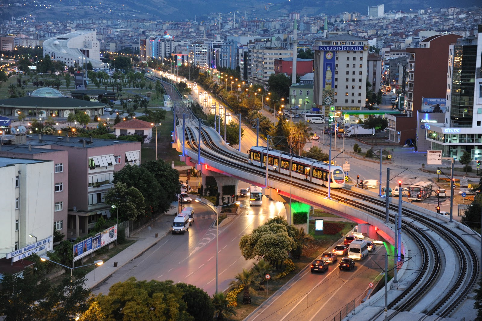 Evi’nin Balkonunda Tüfekle Vurulan Adam Hayatını Kaybetti