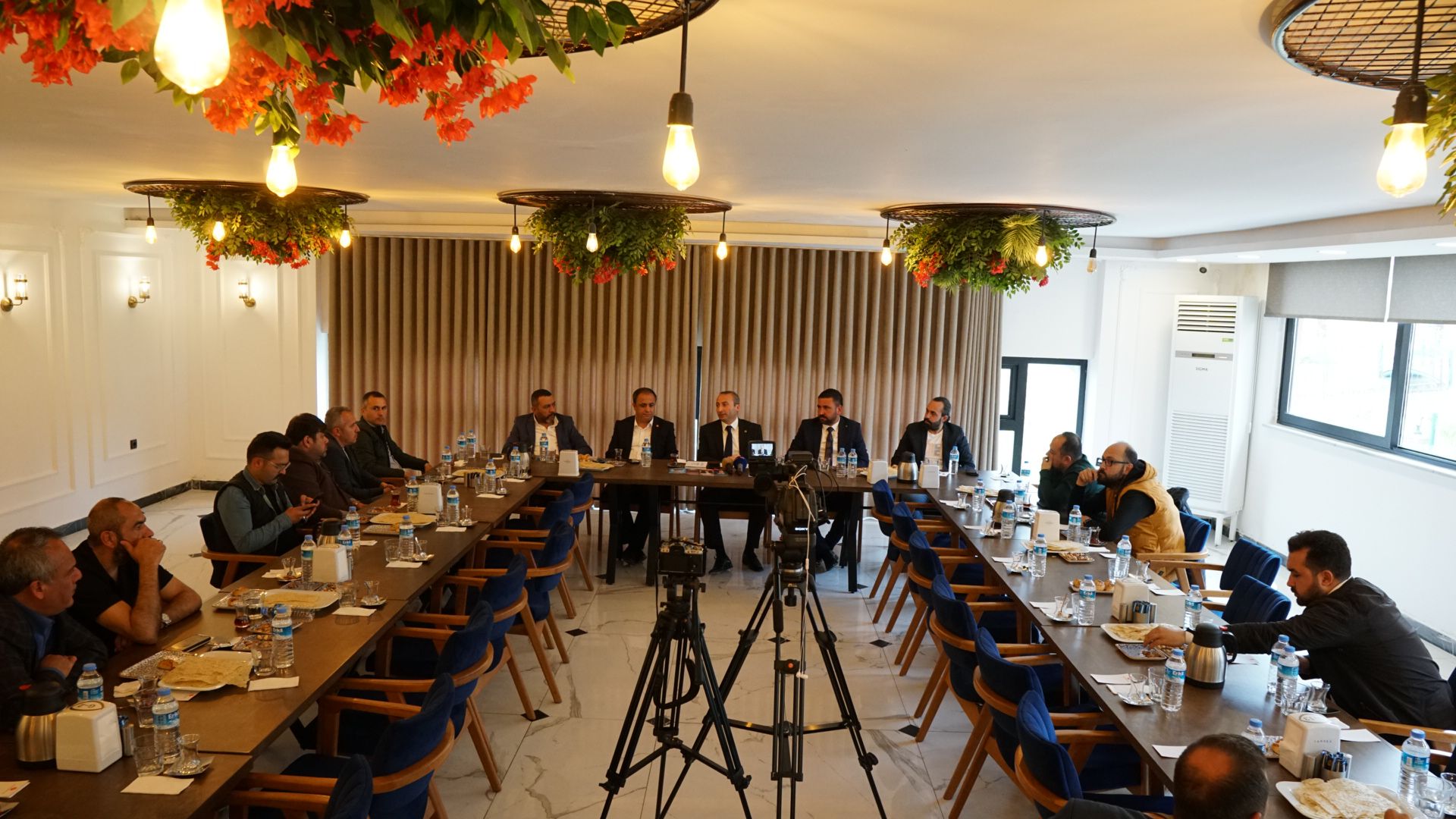 MHP’li Turan Şahin: “Cumhur ittifakı Milli Ruh ile doğmuş bir ittifaktır”