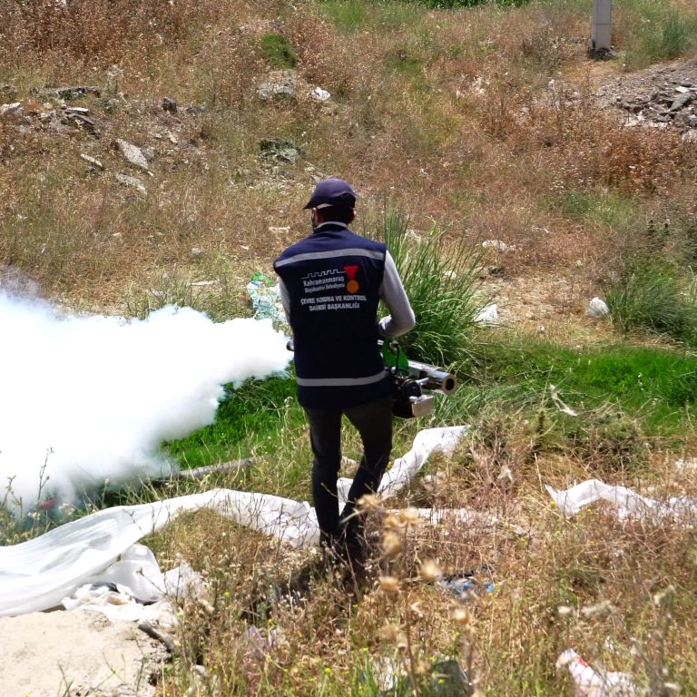 Büyükşehir’den Şehir Genelinde İlaçlama<br>ve Dezenfeksiyon Seferberliği