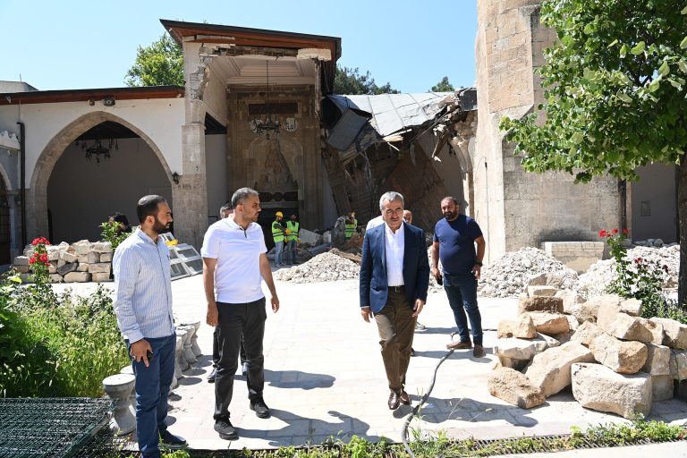 Başkan Güngör; “Ulu Cami Restore<br>Edilerek İbadete Açılacak”