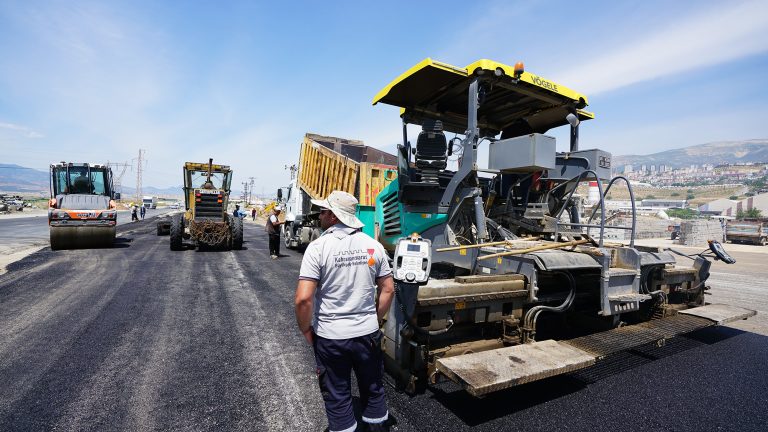 Büyükşehir, Şehrin Ulaşım Ağını<br>Güçlendirmeyi Sürdürüyor