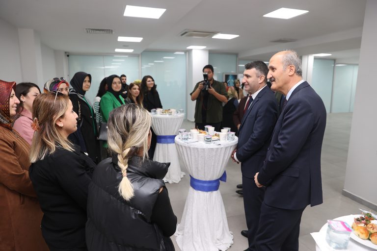 Dulkadiroğlu’ndan Öğretmenler Günü Programı