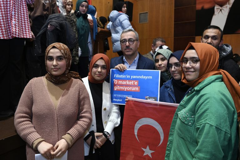 Başkan Güngör; “Filistinli Kardeşlerimizin Yanındayız”