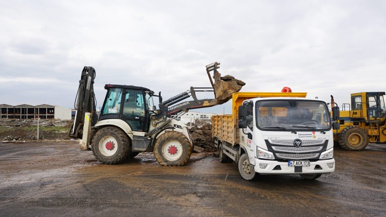 Büyükşehir, Hafriyat Atıklarının Bertarafını Sürdürüyor