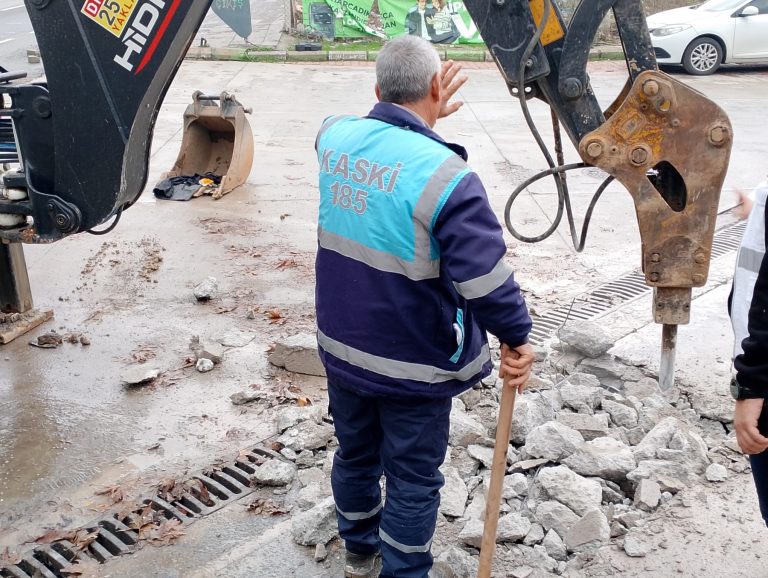 Şehirde Altyapı Hatlarının Bakımı Sürüyor