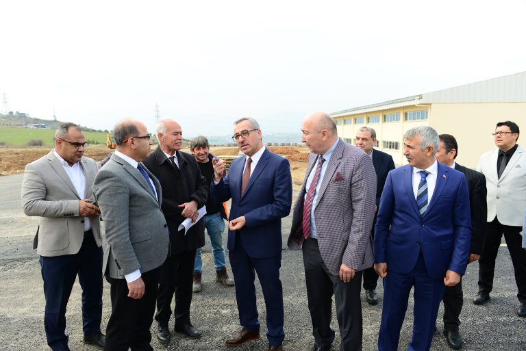 Vali Ünlüer ve Başkan Güngör, KSÜ’de Ziyaret ve İncelemelerde Bulundu