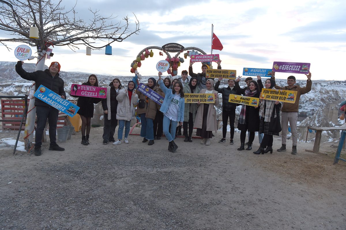 Dulkadiroğlu Belediyesi Öğrencilere Kapadokya Ve Erciyes Gezisi Düzenledi