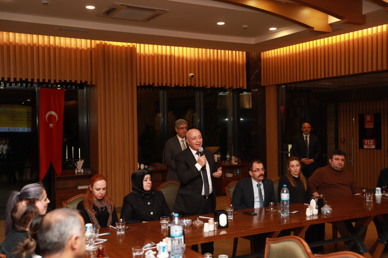 “1. İstiklal Sempozyumu – Deprem Mekan” Gala Yemeği İle Son Buldu