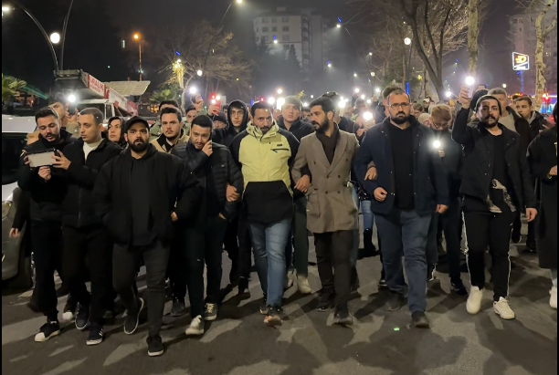 Sessiz yürüyüş devam ediyor