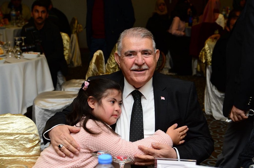 Başkan Mahçiçek; Kocaman yüreklerinde sonsuz sevgi taşıyan özel bireylerimizin yanındayız’