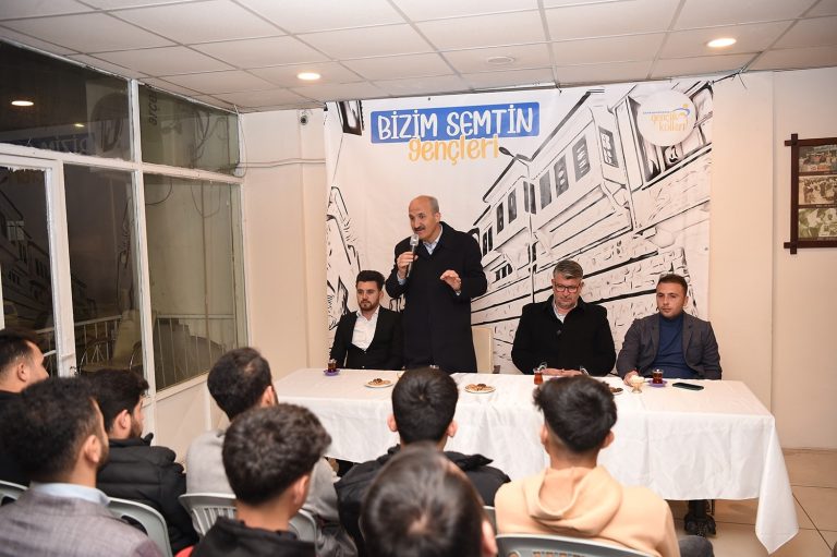 Gençlere Güzel Bir Gelecek Hazırlıyoruz