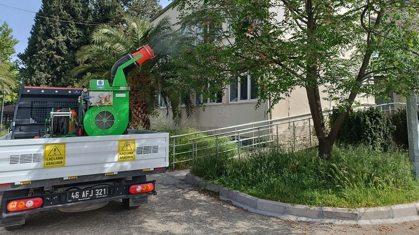 Büyükşehir’in İlaçlama Ekipleri Sahada