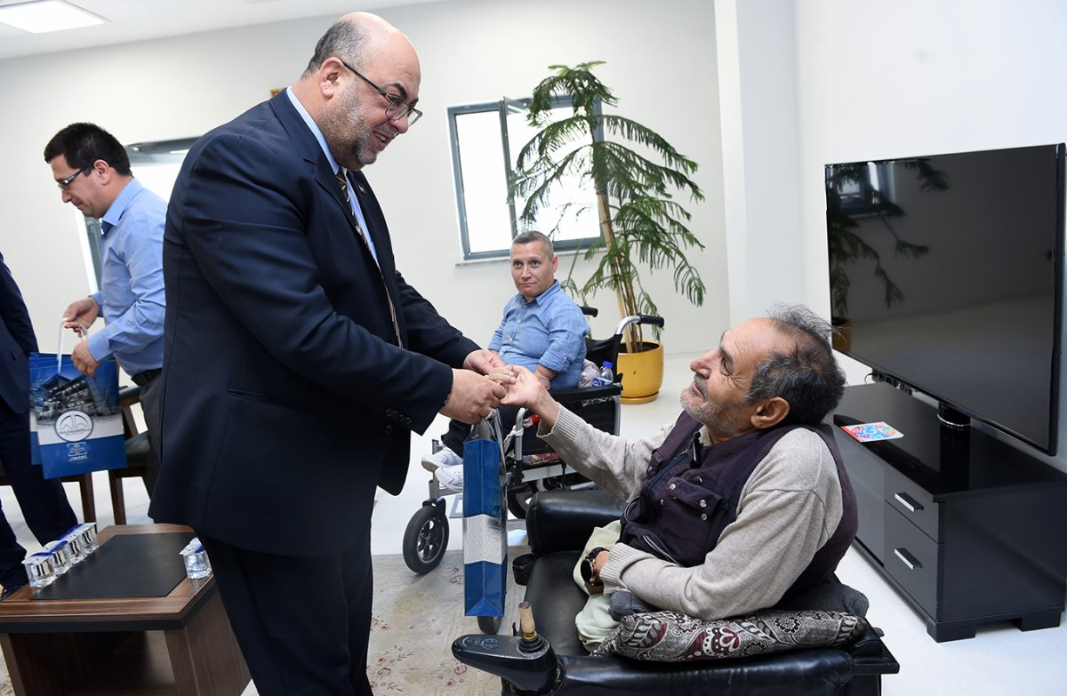 Engellilere Hizmeti Bir İbadet Olarak Görüyoruz