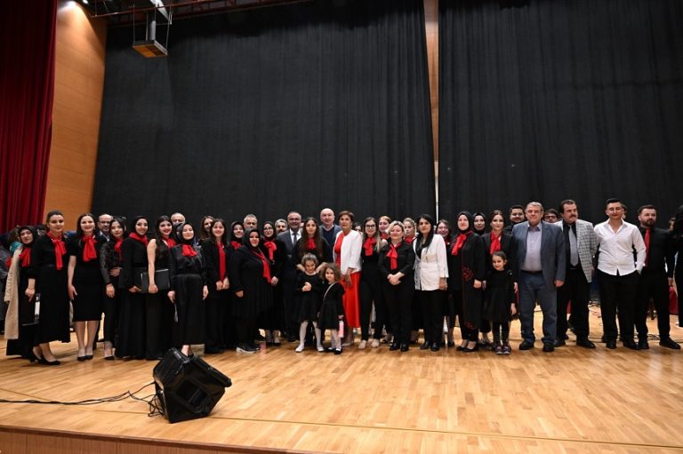 KSÜ Türk Halk Müziği Korosunun ‘4. Geleneksel Konseri’ Beğeni Topladı