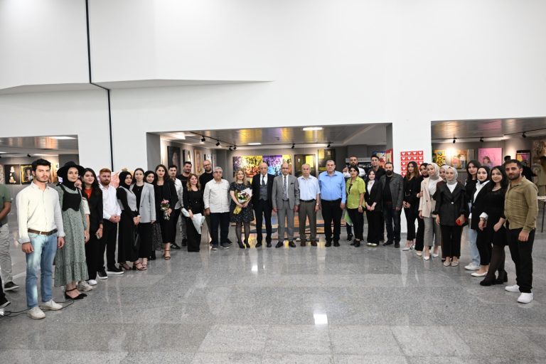 KSÜ’de 10. Yıl Mezuniyet Sergisi Düzenlendi