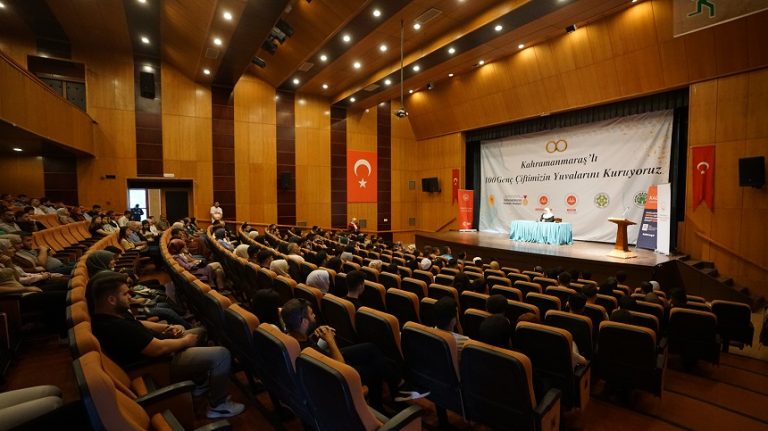 Büyükşehir, Evlenecek Genç Çiftlerin Yanında