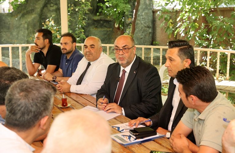 Vatandaşlarımızla İstişare Ederek Sorunları Yerinde Çözüyoruz