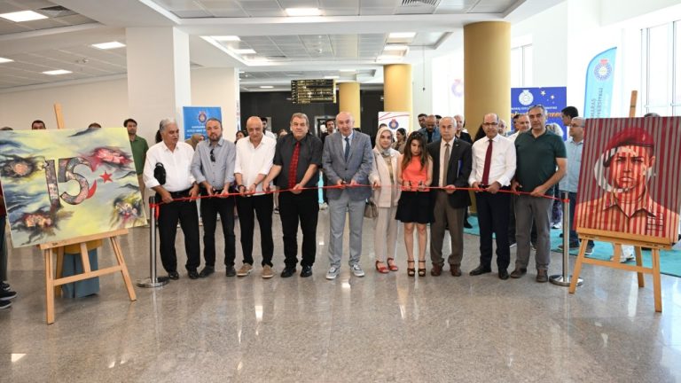 KSÜ’den “İslam’a Aykırı Dini Oluşumlar: FETÖ Örneği” Konferansı ve 15 Temmuz Temalı Resim Sergisi