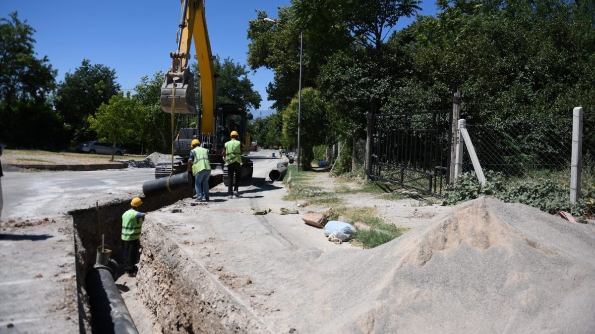 Merkez Mahallelere Yeni İçmesuyu Hattı