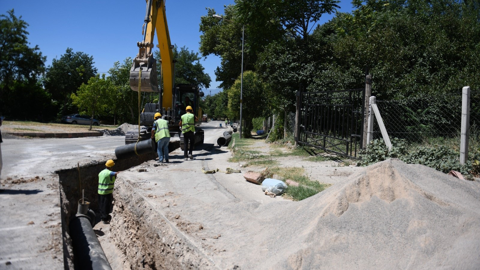 Merkez Mahallelere Yeni İçmesuyu Hattı