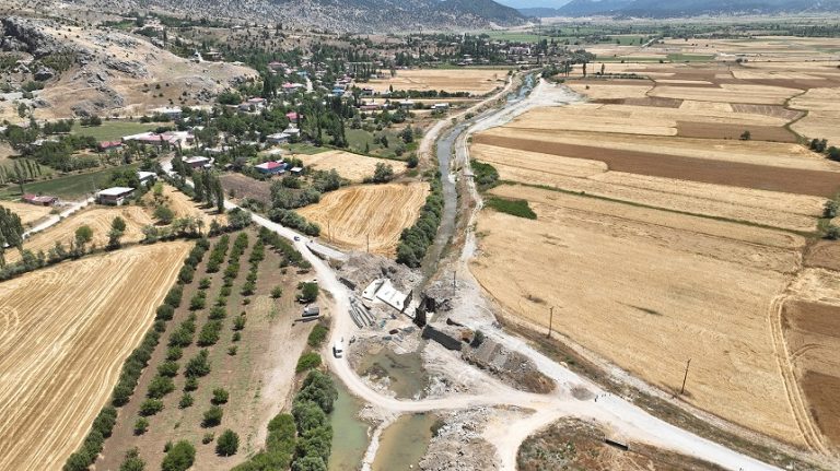Büyükşehir’den Geben’e Yeni Köprü