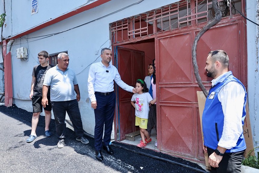 Başkan Toptaş’ın asfalt seferberliğiyle Onikişubat’ın yol ağı çok daha modern hale geliyor