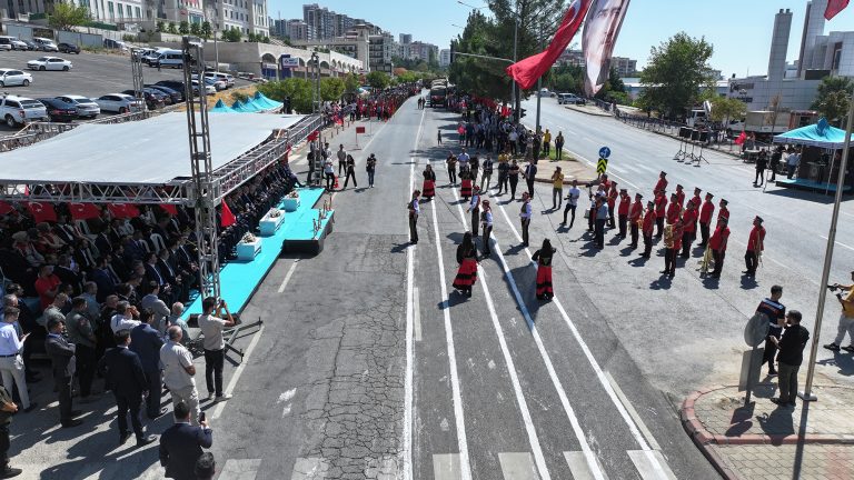 Zafer Bayramı’nın 102. Yıl Dönümü Büyük Bir Coşkuyla Kutlandı