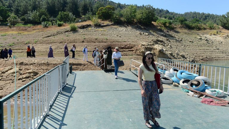 Kadınlar, Büyükşehir’le Şehrin Doğal Güzelliklerini Görme Fırsatı Buldu