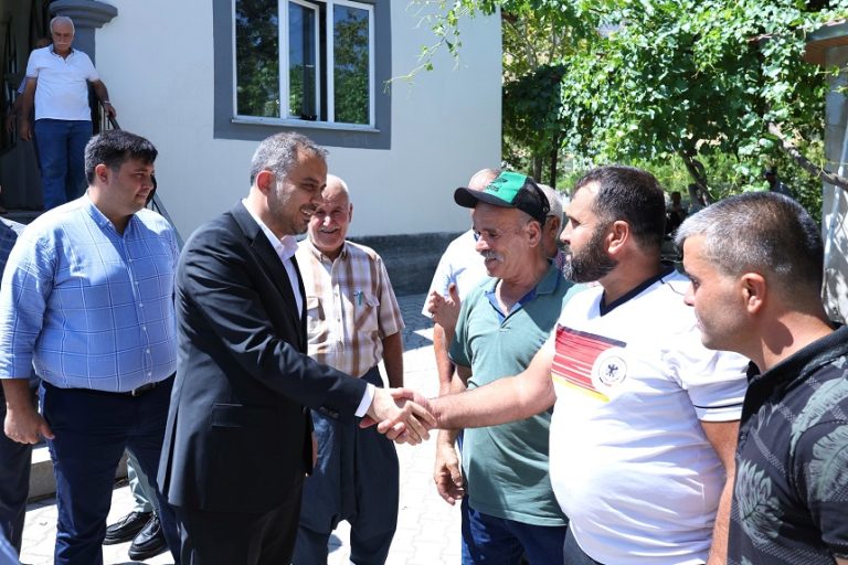 Başkan Toptaş, Dönüklü’de vatandaşların taleplerini dinledi